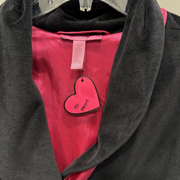 Betsy Johnson Intimates $89 Pink & Black Robe Small - Picture 2 of 8